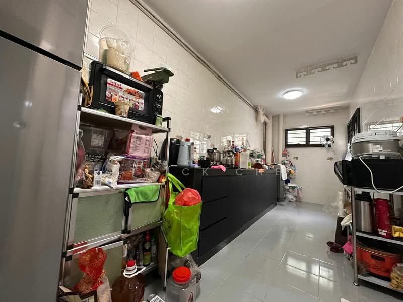 183B Rivervale Crescent, 183B Rivervale Crescent, 3 Bedrooms, 1,184 sqft, HDB Flat For Sale, by Patrick Chee, 500145127 - Kitchen - PropertyGuru.com.sg