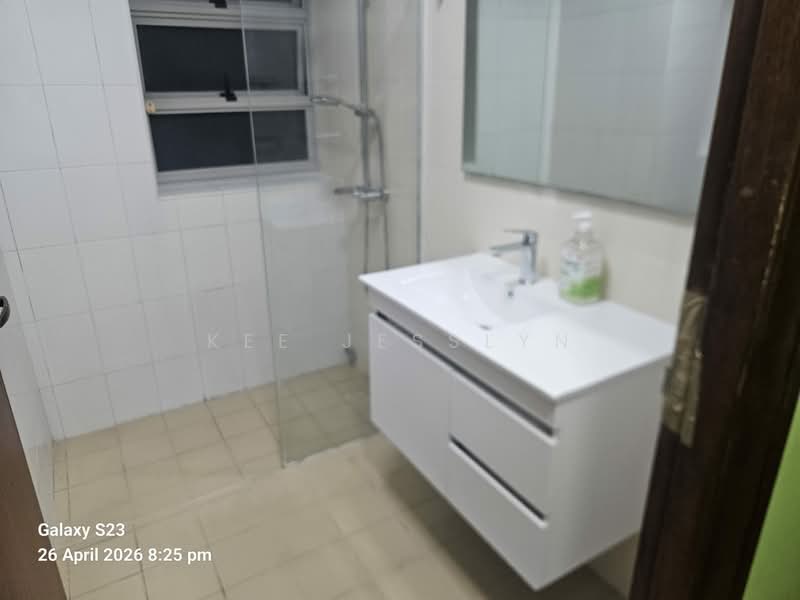 277B Compassvale Link, 277B Compassvale Link, Room Rental, 150 sqft, HDB Flat For Rent, by Kee Jesslyn, 500145143 - Bathroom - PropertyGuru.com.sg