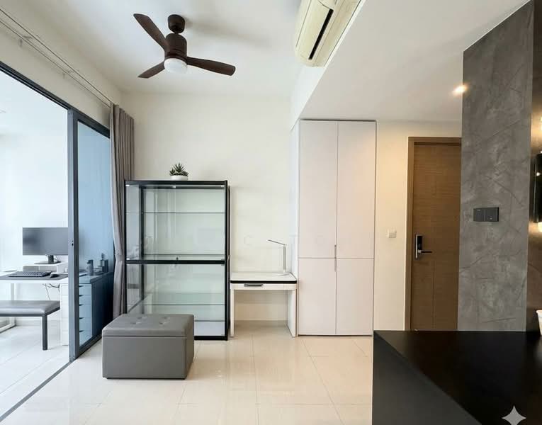 The Palette, 103 Pasir Ris Grove, 1 Bedroom, 700 sqft, Condominium For Sale, by Eric Toh, 500145151 - Living Room - PropertyGuru.com.sg