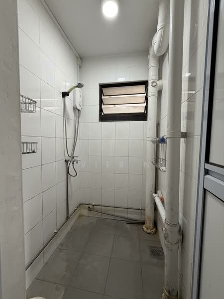 67 Kallang Bahru, 67 Kallang Bahru, 2 Bedrooms, 800 sqft, HDB Flat For Rent, by Xavier Ng, 500145157 - Bathroom - PropertyGuru.com.sg