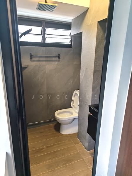 301 Ang Mo Kio Avenue 3, 301 Ang Mo Kio Avenue 3, Room Rental, 250 sqft, HDB Flat For Rent, by Joyce Lee, 500145163 - Bathroom - PropertyGuru.com.sg