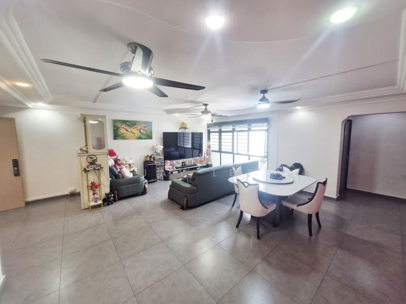 187B Rivervale Drive, 187B Rivervale Drive, 3 Bedrooms, 1,184 sqft, HDB Flat For Sale, by Jay Lee, 500145172 - Living Room - PropertyGuru.com.sg