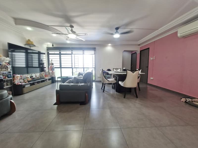 187B Rivervale Drive, 187B Rivervale Drive, 3 Bedrooms, 1,184 sqft, HDB Flat For Sale, by Jay Lee, 500145172 - Living Room - PropertyGuru.com.sg