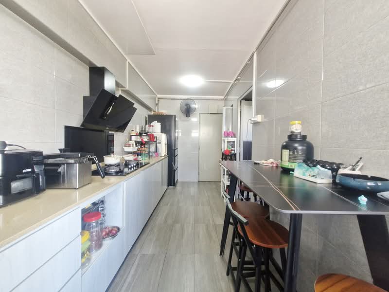 187B Rivervale Drive, 187B Rivervale Drive, 3 Bedrooms, 1,184 sqft, HDB Flat For Sale, by Jay Lee, 500145172 - Kitchen - PropertyGuru.com.sg