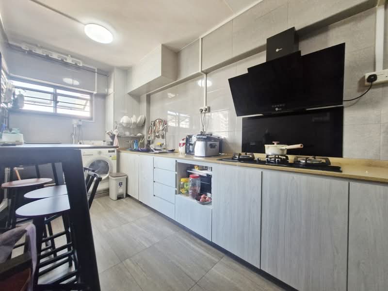187B Rivervale Drive, 187B Rivervale Drive, 3 Bedrooms, 1,184 sqft, HDB Flat For Sale, by Jay Lee, 500145172 - Kitchen - PropertyGuru.com.sg