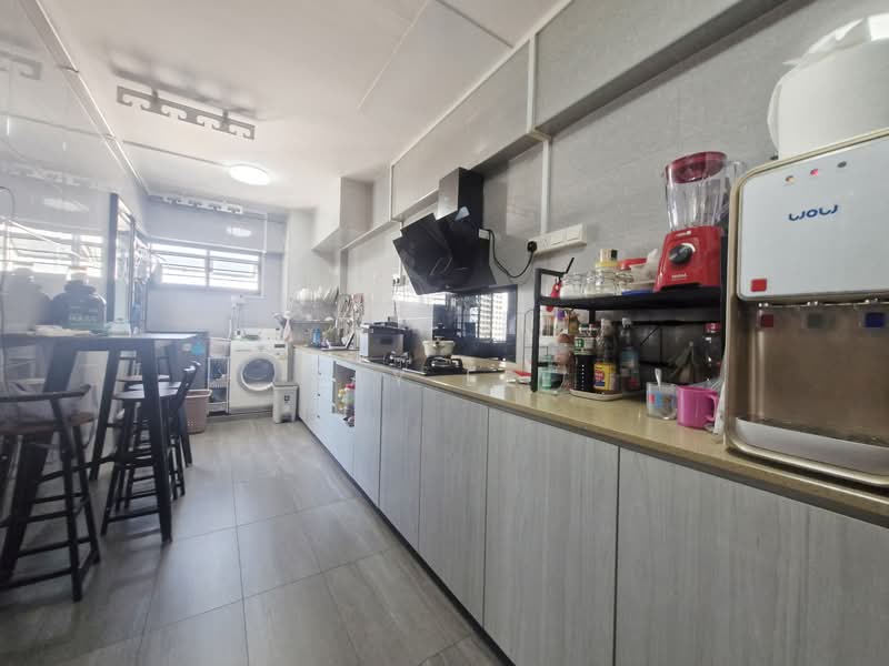 187B Rivervale Drive, 187B Rivervale Drive, 3 Bedrooms, 1,184 sqft, HDB Flat For Sale, by Jay Lee, 500145172 - Kitchen - PropertyGuru.com.sg