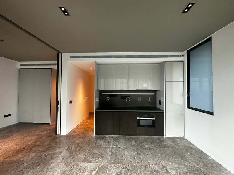 Cuscaden Reserve, 8 Cuscaden Road, 1 Bedroom, 700 sqft, Condominium For Rent, by Adear Chua, 500145181 - Living/Kitchen/Bedroom - PropertyGuru.com.sg