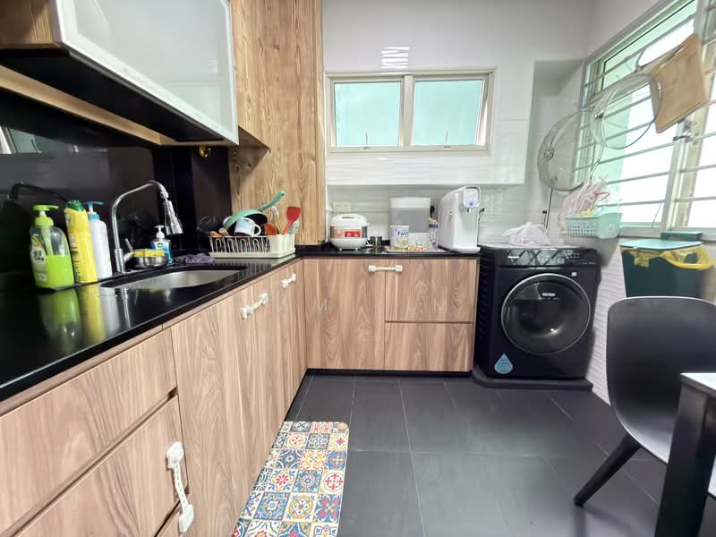 109A Edgedale Plains, 109A Edgedale Plains, 3 Bedrooms, 1,184 sqft, HDB Flat For Sale, by Sam Lim, 500145187 - Kitchen - PropertyGuru.com.sg