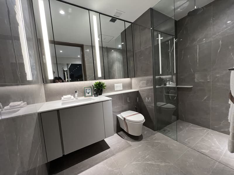 Grand Dunman, 10 Dunman Road, 2 Bedrooms, 797 sqft, Condominium For Sale, by Nate Lim, 500145194 - Bathroom - PropertyGuru.com.sg