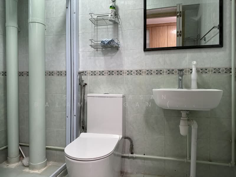 131C Kim Tian Road, 131C Kim Tian Road, 3 Bedrooms, 1,184 sqft, HDB Flat For Rent, by Seenuvasan Balamurugan (Bala), 500145211 - Bathroom - PropertyGuru.com.sg