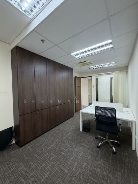 E-Centre @ Redhill, 3791 Jalan Bukit Merah, 1,012 sqft, Light Industrial (B1) For Sale, by Sherman Lim, 500145213 - Secretarial Room - CommercialGuru.com.sg
