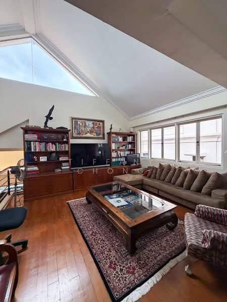 Chartwell Drive, , 5 Bedrooms, 5,000 sqft, Semi-Detached House For Sale, by Tiffany Chong, 500145225 - Mezzanine - PropertyGuru.com.sg