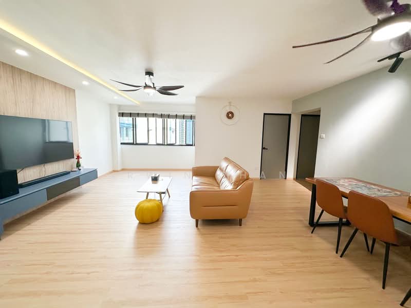 324B Sengkang East Way, 324B Sengkang East Way, 3 Bedrooms, 1,184 sqft, HDB Flat For Sale, by Irwin Chan, 500145247 - Living Room - PropertyGuru.com.sg