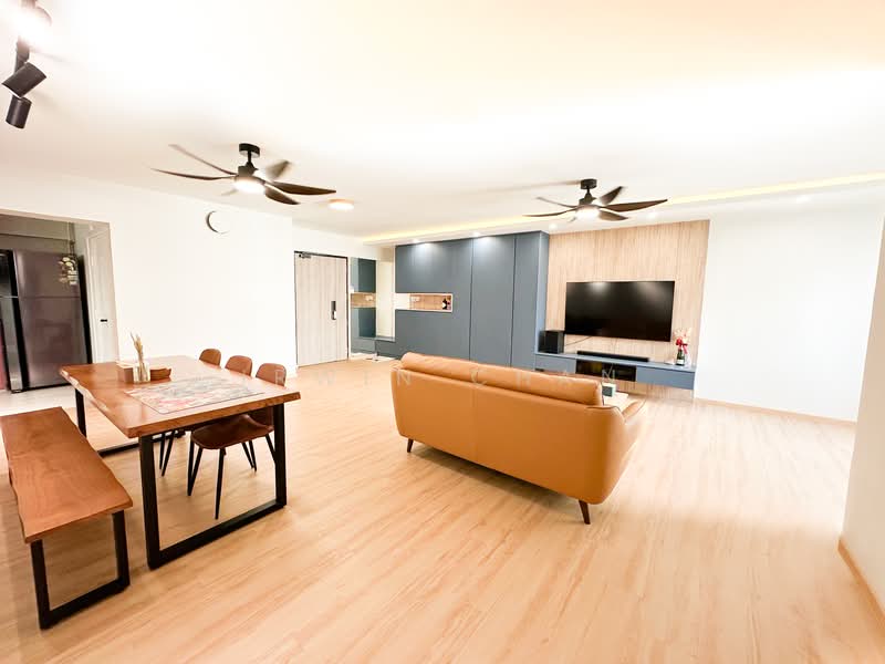 324B Sengkang East Way, 324B Sengkang East Way, 3 Bedrooms, 1,184 sqft, HDB Flat For Sale, by Irwin Chan, 500145247 - Living Room - PropertyGuru.com.sg