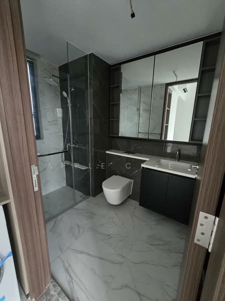 Bartley Vue, 6 Jalan Bunga Rampai, 2 Bedrooms, 657 sqft, Condominium For Rent, by Apple Chee, 500145248 - Bathroom - PropertyGuru.com.sg