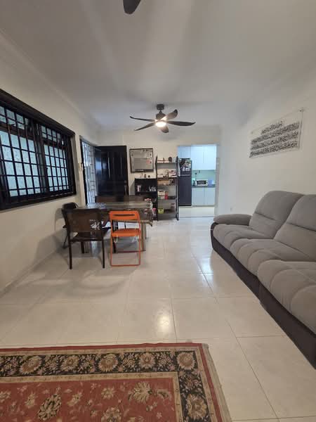 319B Anchorvale Drive, 319B Anchorvale Drive, 3 Bedrooms, 968 sqft, HDB Flat For Sale, by Khairul Jalal, 500145250 - Living Room - PropertyGuru.com.sg