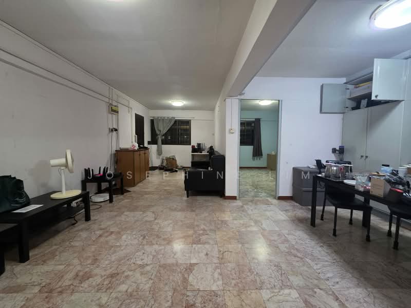 443 Ang Mo Kio Avenue 10, 443 Ang Mo Kio Avenue 10, 2 Bedrooms, 882 sqft, HDB Flat For Rent, by Josephine Lim, 500145251 - Living Room - PropertyGuru.com.sg