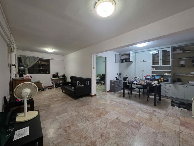 443 Ang Mo Kio Avenue 10, 443 Ang Mo Kio Avenue 10, 2 Bedrooms, 882 sqft, HDB Flat For Rent, by Josephine Lim, 500145251 - Living Room - PropertyGuru.com.sg