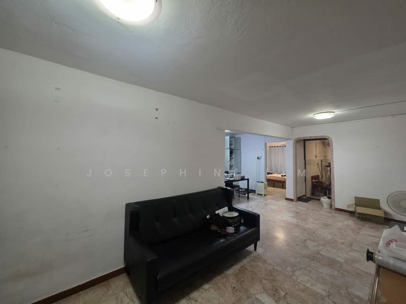 443 Ang Mo Kio Avenue 10, 443 Ang Mo Kio Avenue 10, 2 Bedrooms, 882 sqft, HDB Flat For Rent, by Josephine Lim, 500145251 - Living Room - PropertyGuru.com.sg