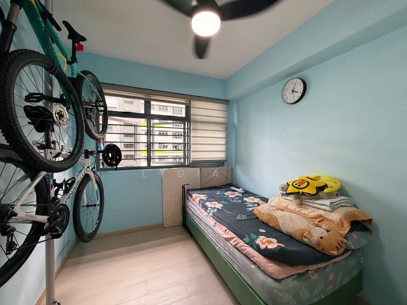 620B Tampines Street 61, 620B Tampines Street 61, 3 Bedrooms, 1,001 sqft, HDB Flat For Sale, by Lydia J, 500145255 - Bedroom - PropertyGuru.com.sg