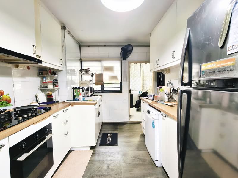 63 Telok Blangah Heights, 63 Telok Blangah Heights, 2 Bedrooms, 785 sqft, HDB Flat For Sale, by Bryan Cheng, 500145277 - Kitchen - PropertyGuru.com.sg
