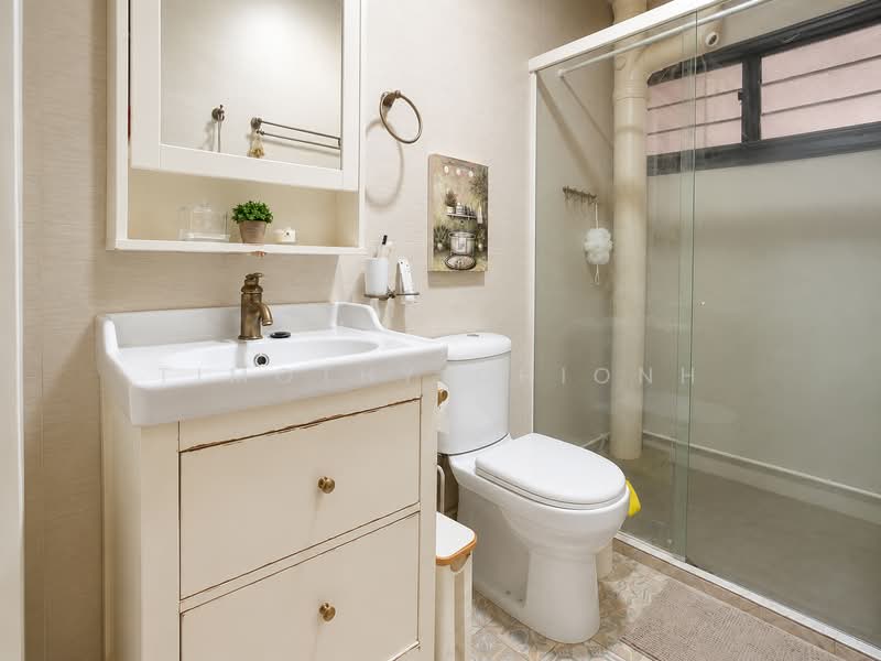 261 Bishan Street 22, 261 Bishan Street 22, 3 Bedrooms, 1,572 sqft, HDB Flat For Sale, by Timothy Chionh, 500145293 - Bathroom - PropertyGuru.com.sg