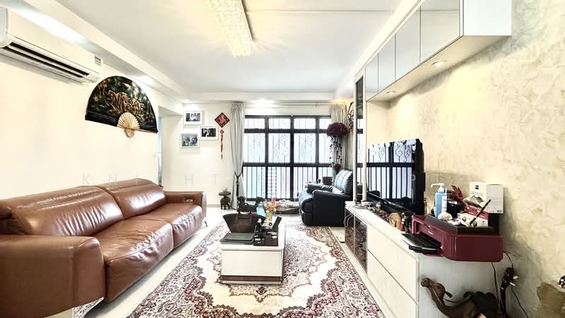 79B Toa Payoh Central, 79B Toa Payoh Central, 3 Bedrooms, 980 sqft, HDB Flat For Sale, by Dave Devnath, 500145307 - Living Room - PropertyGuru.com.sg