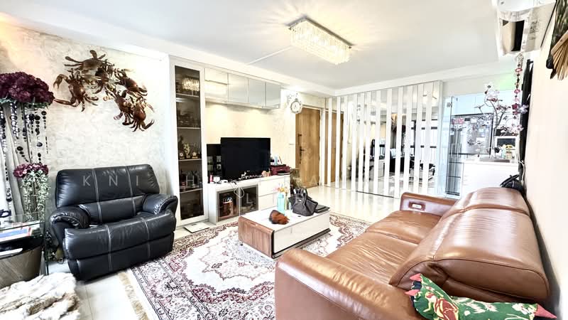 79B Toa Payoh Central, 79B Toa Payoh Central, 3 Bedrooms, 980 sqft, HDB Flat For Sale, by Dave Devnath, 500145307 - Living Room - PropertyGuru.com.sg
