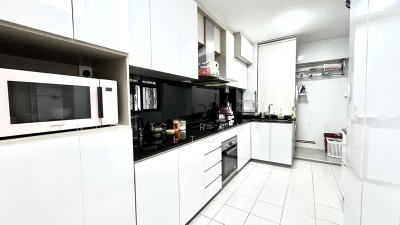 79B Toa Payoh Central, 79B Toa Payoh Central, 3 Bedrooms, 980 sqft, HDB Flat For Sale, by Dave Devnath, 500145307 - Kitchen - PropertyGuru.com.sg