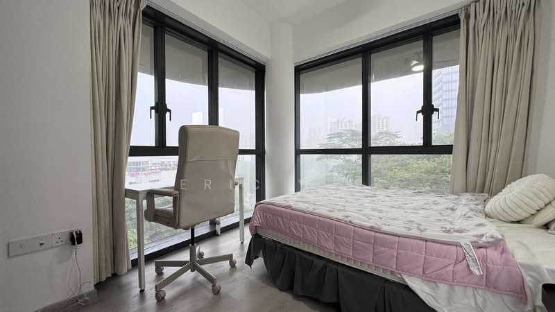 One-North Eden, 8 Slim Barracks Rise, 3 Bedrooms, 786 sqft, Condominium For Sale, by Eric Yeo, 500145312 - Bedroom - PropertyGuru.com.sg