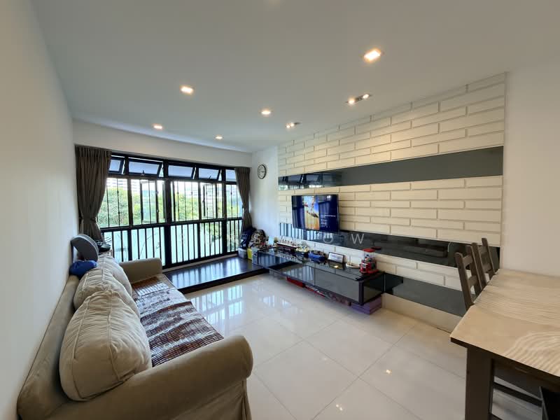 26D Jalan Membina, 26D Jalan Membina, 3 Bedrooms, 969 sqft, HDB Flat For Sale, by Sebs Low, 500145326 - Living Room - PropertyGuru.com.sg