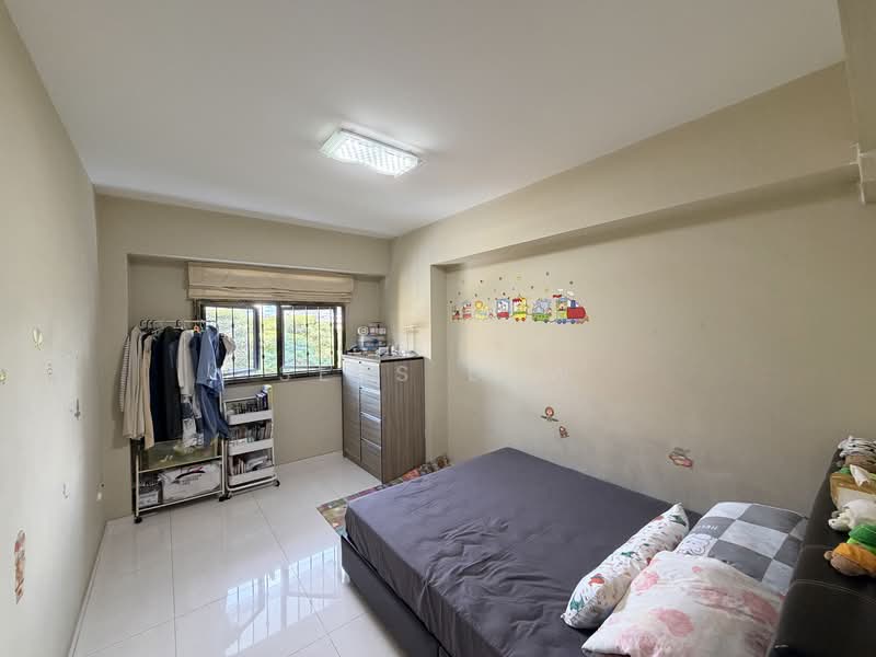 26D Jalan Membina, 26D Jalan Membina, 3 Bedrooms, 969 sqft, HDB Flat For Sale, by Sebs Low, 500145326 - Bedroom - PropertyGuru.com.sg