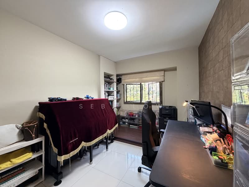 26D Jalan Membina, 26D Jalan Membina, 3 Bedrooms, 969 sqft, HDB Flat For Sale, by Sebs Low, 500145326 - Bedroom - PropertyGuru.com.sg