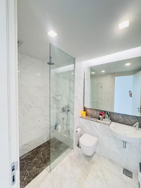Reflections at Keppel Bay, 1 Keppel Bay View, 2 Bedrooms, 1,076 sqft, Condominium For Sale, by Jomantha Yong 熊慧鑫, 500145365 - Bathroom - PropertyGuru.com.sg