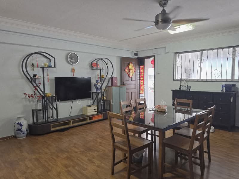 291 Tampines Street 22, 291 Tampines Street 22, 3 Bedrooms, 1,119 sqft, HDB Flat For Sale, by Michelle Tan, 500145374 - Living Room - PropertyGuru.com.sg