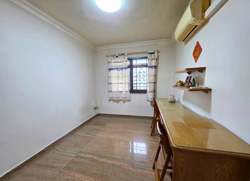 200A Sengkang East Road, 200A Sengkang East Road, 3 Bedrooms, 1,184 sqft, HDB Flat For Sale, by Tan Alan, 500145383 - Study - PropertyGuru.com.sg