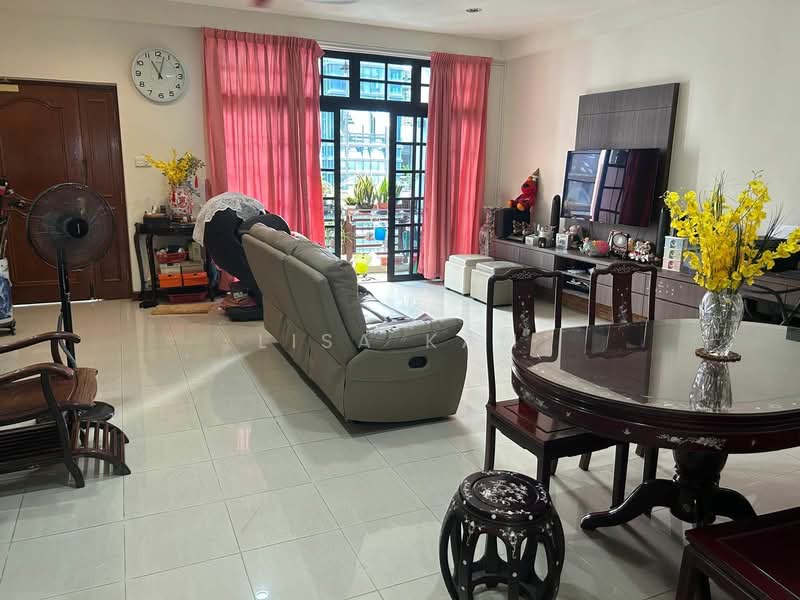 Rosalia Park, 38 Lorong Ong Lye, 3 Bedrooms, 1,475 sqft, Condominium For Sale, by LISA, 500145388 - Living Room - PropertyGuru.com.sg