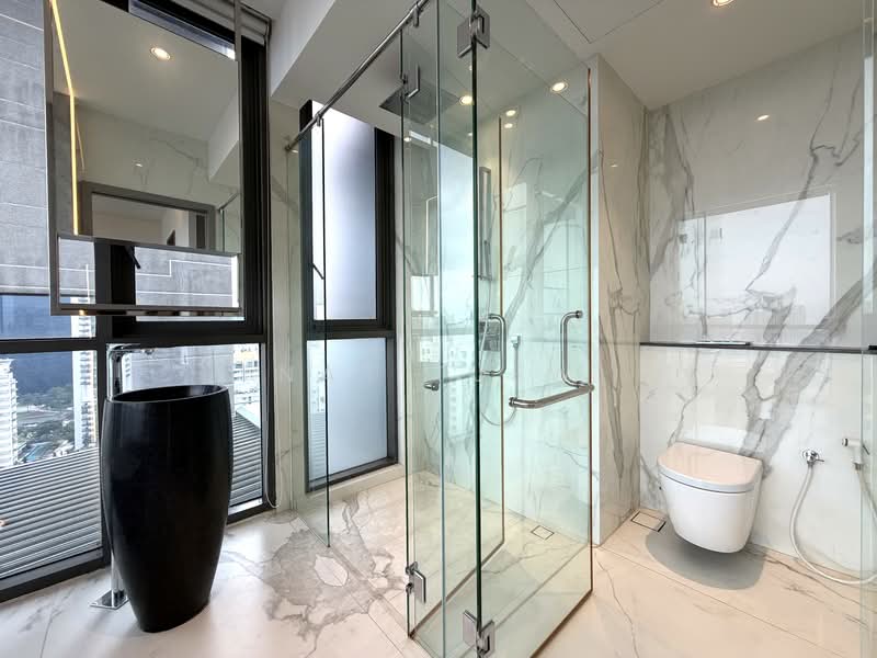 The Viridian, 6 Jalan Ampas, 3 Bedrooms, 3,326 sqft, Condominium For Sale, by Nat Tjew, 500145402 - Bathroom - PropertyGuru.com.sg