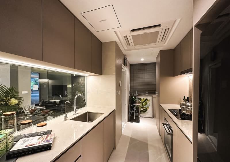 Grand Dunman, 18 Dunman Road, 5 Bedrooms, 2,217 sqft, Condominium For Sale, by Kaylen Lee, 500145404 - Kitchen - PropertyGuru.com.sg