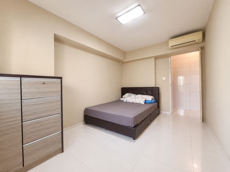 26D Jalan Membina, 26D Jalan Membina, 3 Bedrooms, 969 sqft, HDB Flat For Sale, by TT Lum, 500145407 - Bedroom - PropertyGuru.com.sg