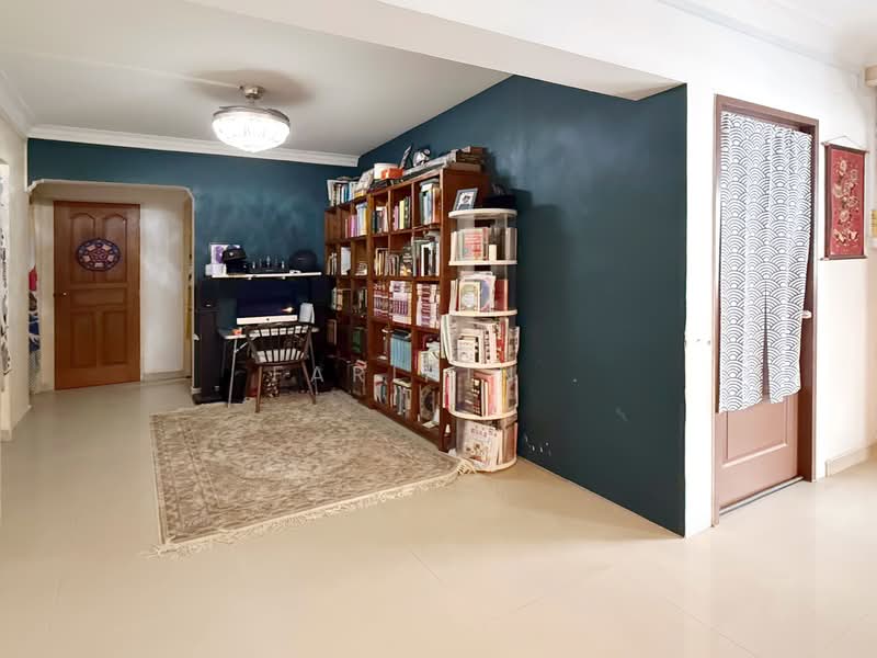 727 Jurong West Avenue 5, 727 Jurong West Avenue 5, 4 Bedrooms, 1,302 sqft, HDB Flat For Sale, by Farihin ., 500145410 - Living Room - PropertyGuru.com.sg