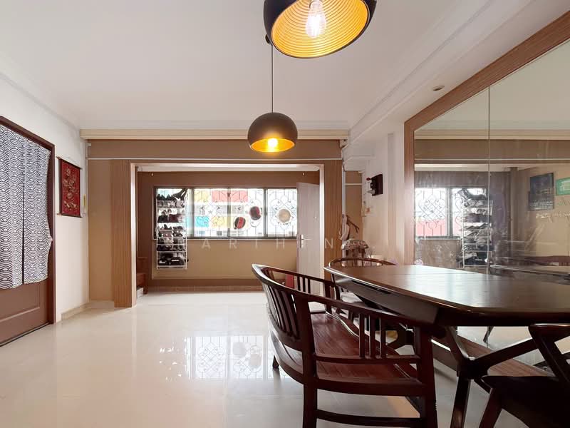 727 Jurong West Avenue 5, 727 Jurong West Avenue 5, 4 Bedrooms, 1,302 sqft, HDB Flat For Sale, by Farihin ., 500145410 - Interior - PropertyGuru.com.sg