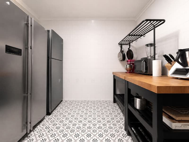 727 Jurong West Avenue 5, 727 Jurong West Avenue 5, 4 Bedrooms, 1,302 sqft, HDB Flat For Sale, by Farihin ., 500145410 - Kitchen - PropertyGuru.com.sg