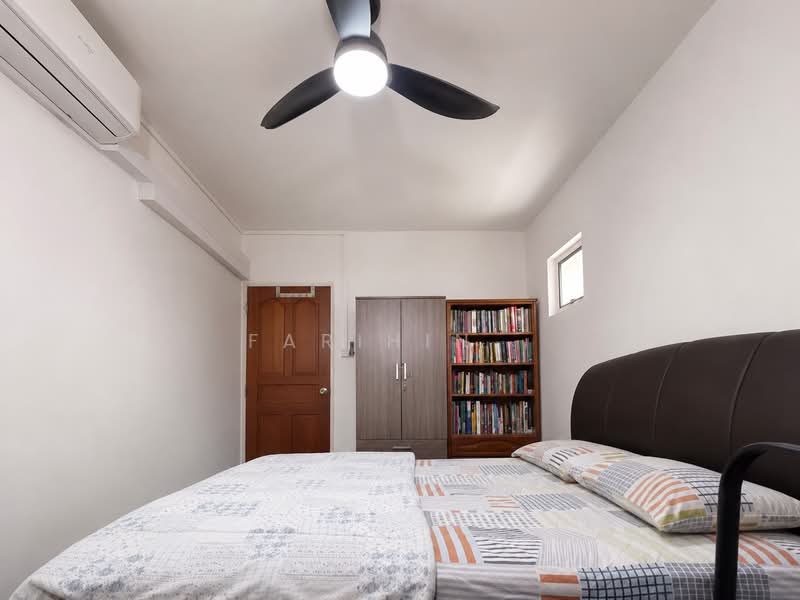 727 Jurong West Avenue 5, 727 Jurong West Avenue 5, 4 Bedrooms, 1,302 sqft, HDB Flat For Sale, by Farihin ., 500145410 - Bedroom - PropertyGuru.com.sg