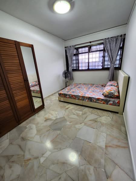 239 Compassvale Walk, 239 Compassvale Walk, 5 Bedrooms, 1,313 sqft, HDB Flat For Sale, by Tina Tan, 500145416 - Bedroom - PropertyGuru.com.sg