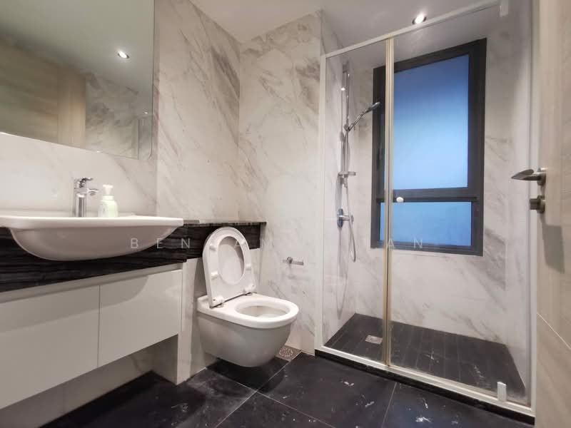 Sophia Hills, 23 Mount Sophia, 1 Bedroom, 450 sqft, Condominium For Rent, by Benjamin Tan, 500145419 - Bathroom - PropertyGuru.com.sg