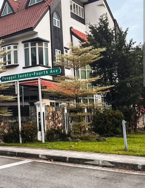 Punggol 24th Avenue, Ponggol Twenty-fourth Avenue, 6 Bedrooms, 5,200 sqft, Bungalow House For Rent, by Yammie Ho, 500145427 - Exterior - PropertyGuru.com.sg