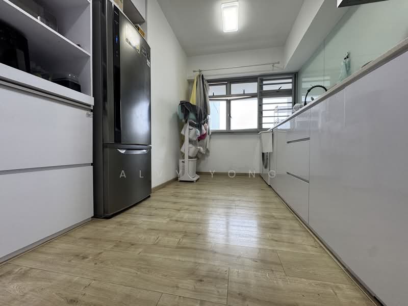 52 Strathmore Avenue, 52 Strathmore Avenue, 3 Bedrooms, 1,184 sqft, HDB Flat For Sale, by Alvy Yong, 500145433 - Kitchen - PropertyGuru.com.sg