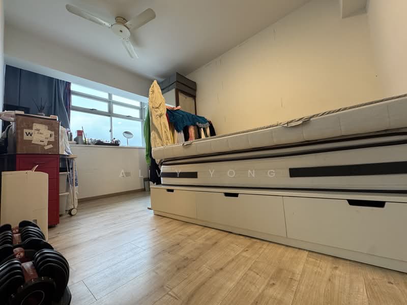 52 Strathmore Avenue, 52 Strathmore Avenue, 3 Bedrooms, 1,184 sqft, HDB Flat For Sale, by Alvy Yong, 500145433 - Bedroom - PropertyGuru.com.sg