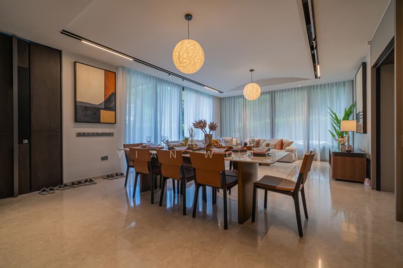Greenbank Park, Greenbank Park, 7 Bedrooms, 8,342 sqft, Detached House For Sale, by Yian Wong, 500145436 - Dining Room - PropertyGuru.com.sg